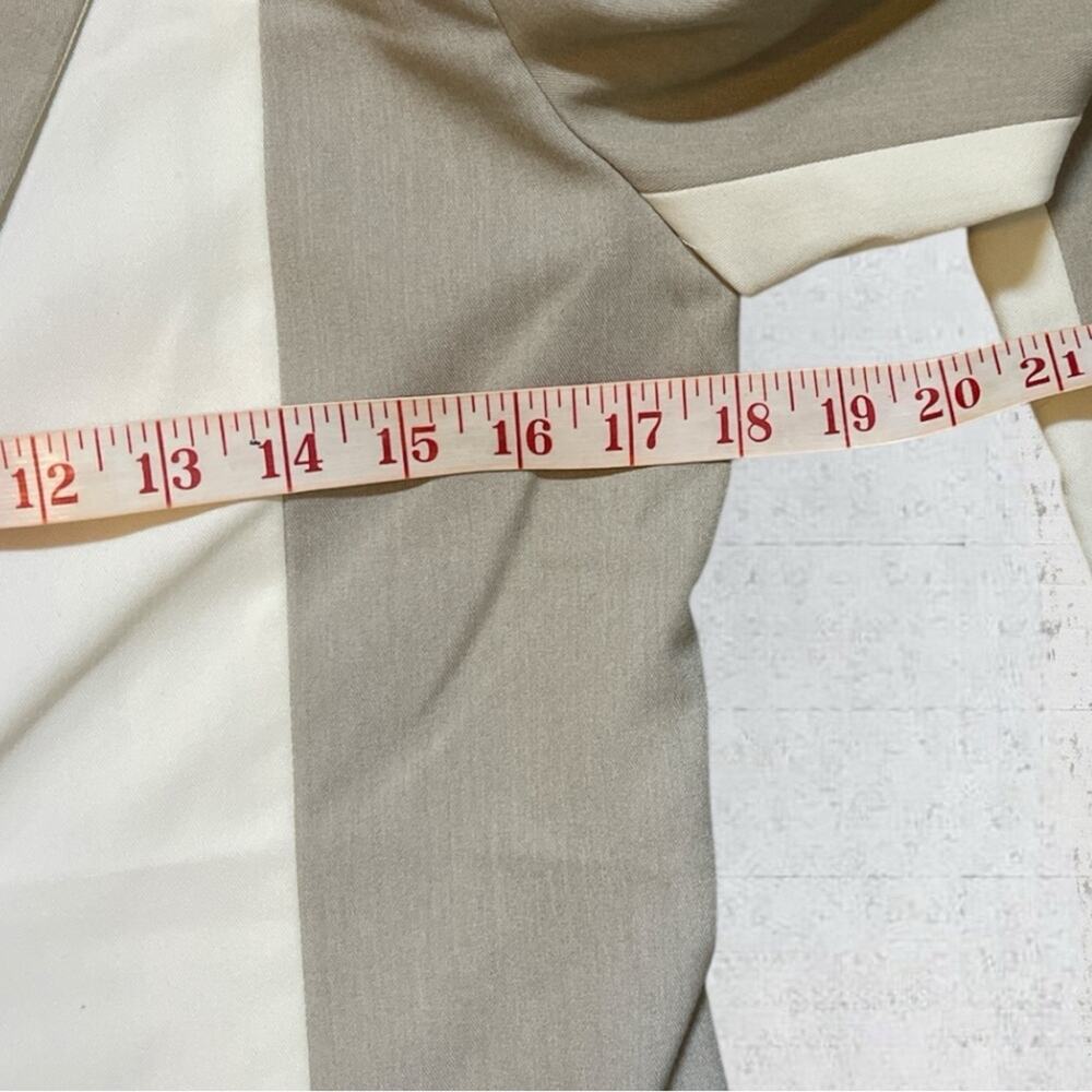 4th & Reckless Panel Color Block Blazer Size Small Two Tone Beige Ecru Career - Picture 8 of 11